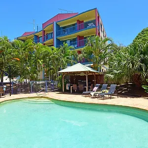 Lindomare *** Caloundra
