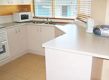Aparthotel Cheltenham Apartments Caloundra