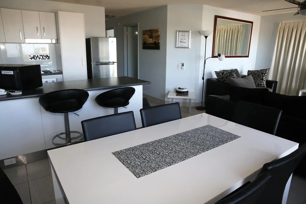 Cheltenham Apartments Caloundra